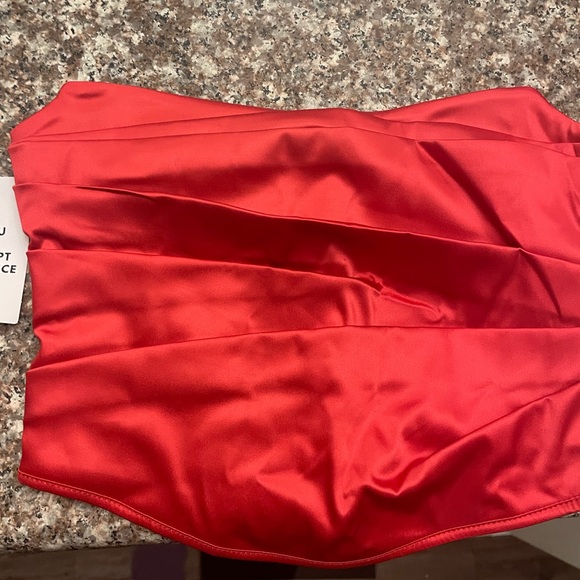 ASOS Red stretch satin corset top - Picture 3 of 3